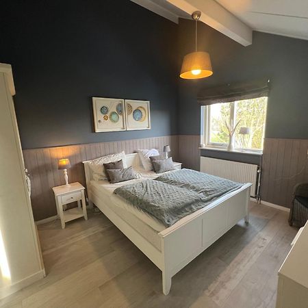 Strandvilla Juliana ยูเลียนาดอร์ป ภายนอก รูปภาพ